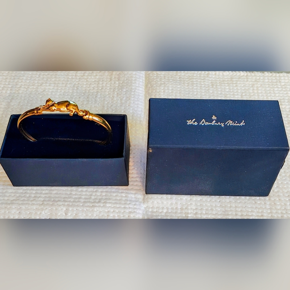 Danbury Mint Diamond Cat 22k Gold plated Sterling Silver Bangle Bracelet W/Box